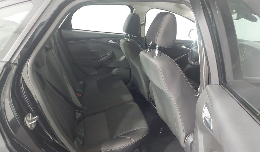 Ford Focus SE Sedan 2018