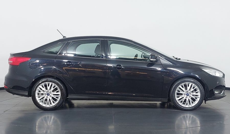 Ford Focus SE Sedan 2018