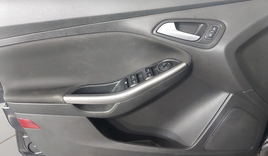 Ford Focus SE Sedan 2018