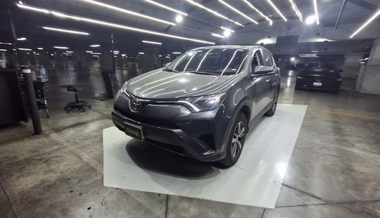 Toyota • RAV4
