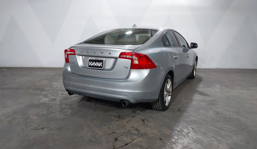 Volvo S60 2.0 ADDITION PLUS T4 Sedan 2016
