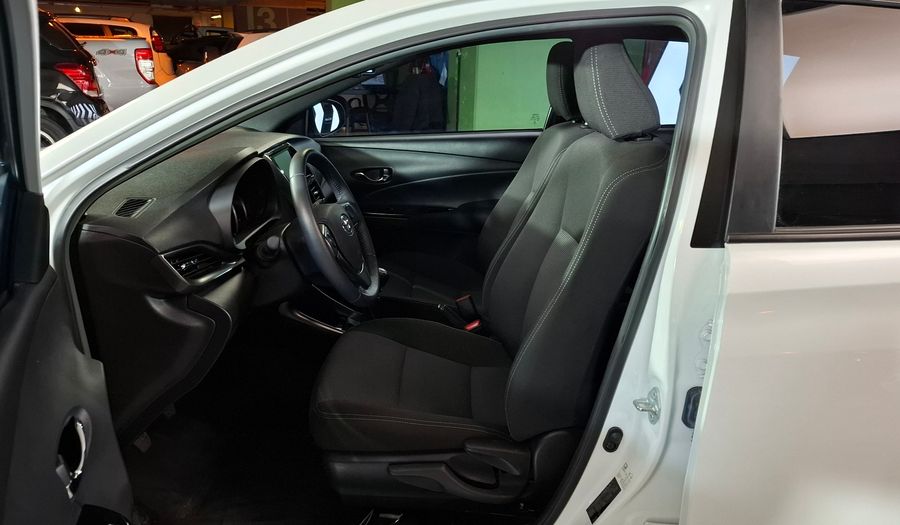 Toyota Yaris 1.5 XLS Hatchback 2022