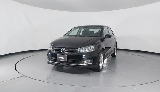 Volkswagen • Vento
