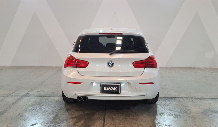Bmw Serie 1 2.0 120IA URBAN LINE Hatchback 2017