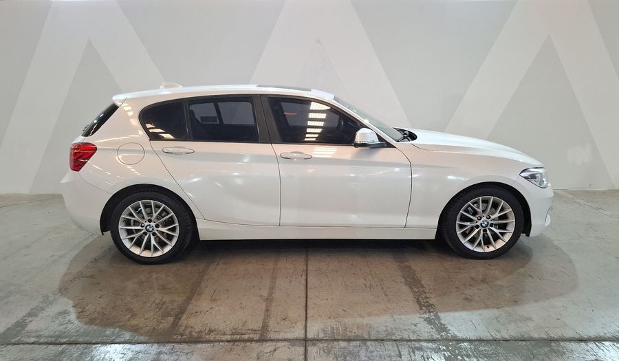 Bmw Serie 1 2.0 120IA URBAN LINE Hatchback 2017