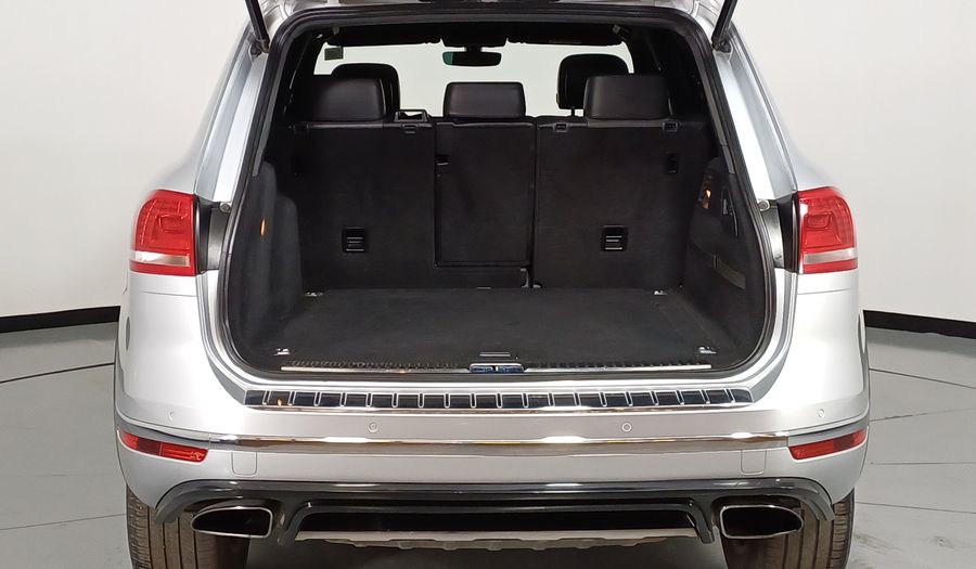 Volkswagen Touareg 4.2 V8 R-LINE Suv 2017