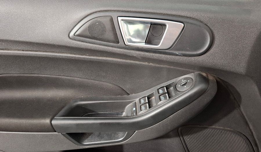 Ford Fiesta Kinetic Design 1.6 SE Hatchback 2018