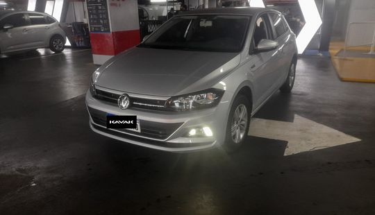 Volkswagen • Polo