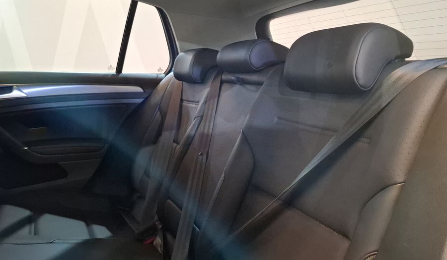 Volkswagen Golf 1.4 COMFORTLINE Hatchback 2019