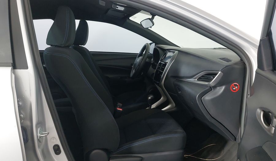 Toyota Yaris XL PLUS CONNECT Hatchback 2021