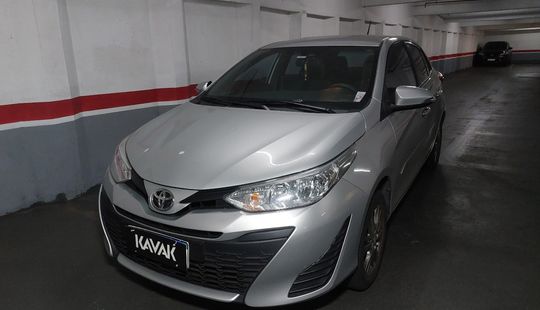 Toyota • Yaris