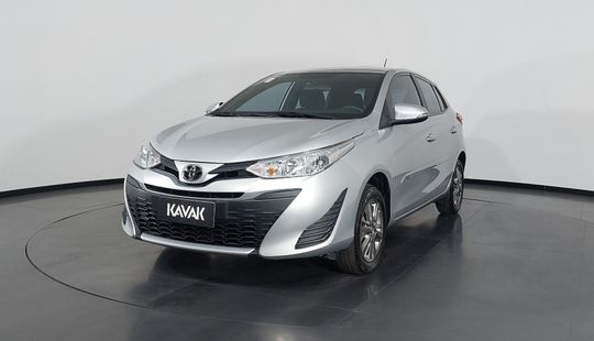 Toyota • Yaris