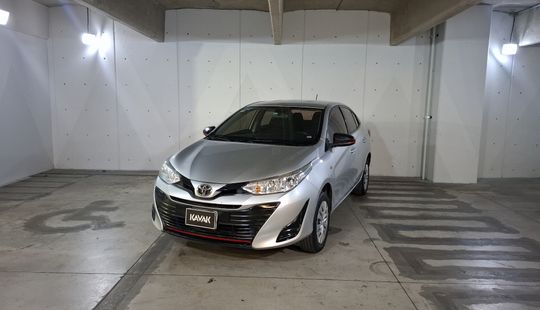 Toyota • Yaris