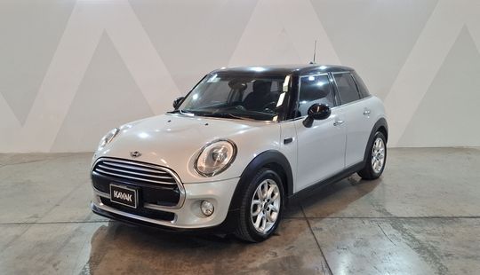 Mini • Cooper