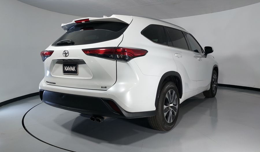Toyota Highlander 3.5 XLE AUTO Suv 2022