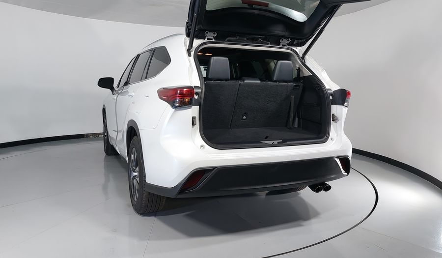 Toyota Highlander 3.5 XLE AUTO Suv 2022