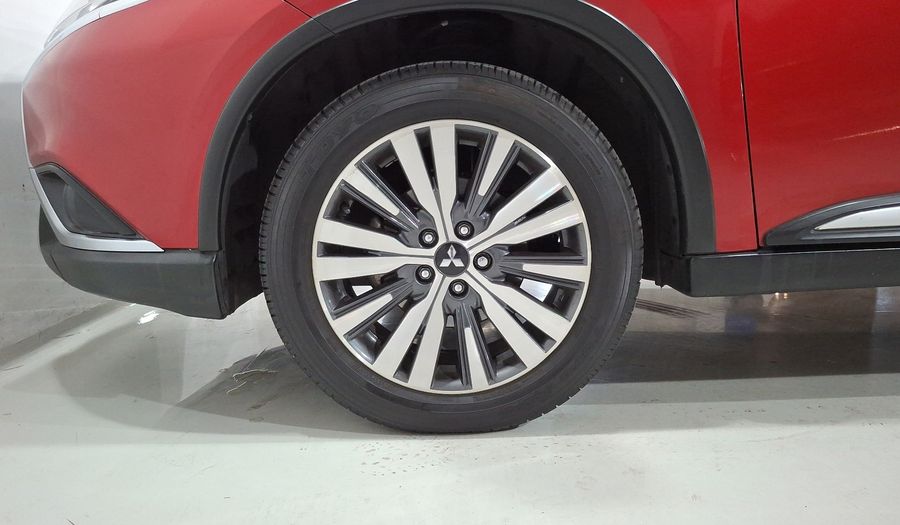 Mitsubishi Outlander 2.4 LIMITED CVT Suv 2019