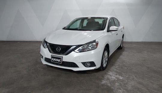 Nissan • Sentra