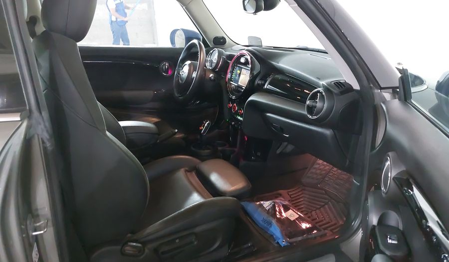 Mini Cooper 1.5 COOPER PEPPER DCT Hatchback 2021