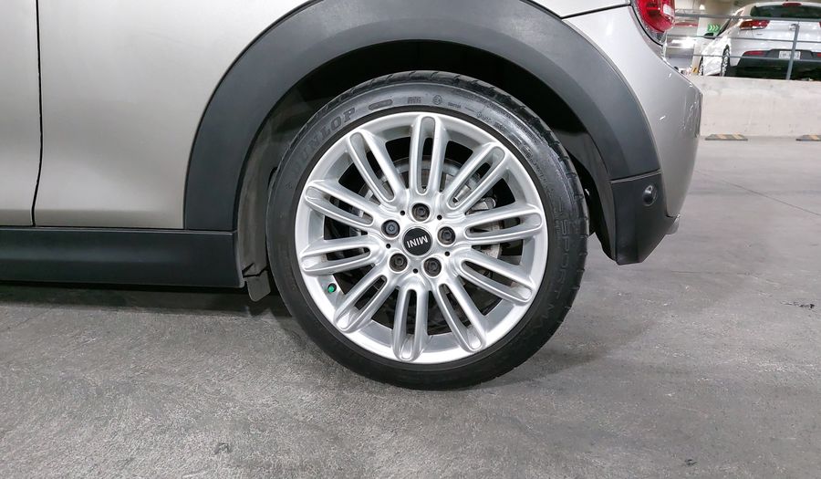 Mini Cooper 1.5 COOPER PEPPER DCT Hatchback 2021