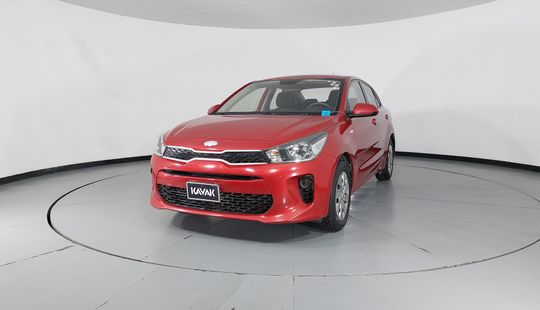 2019 • 85,500 km • Manual