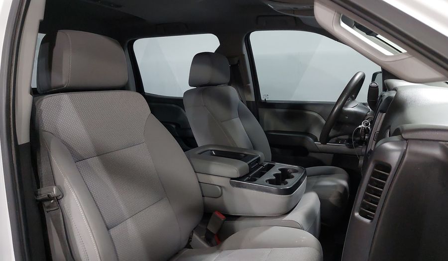 Chevrolet Silverado 2500 5.3 DOBLE CABINA K AT 4WD Pickup 2018