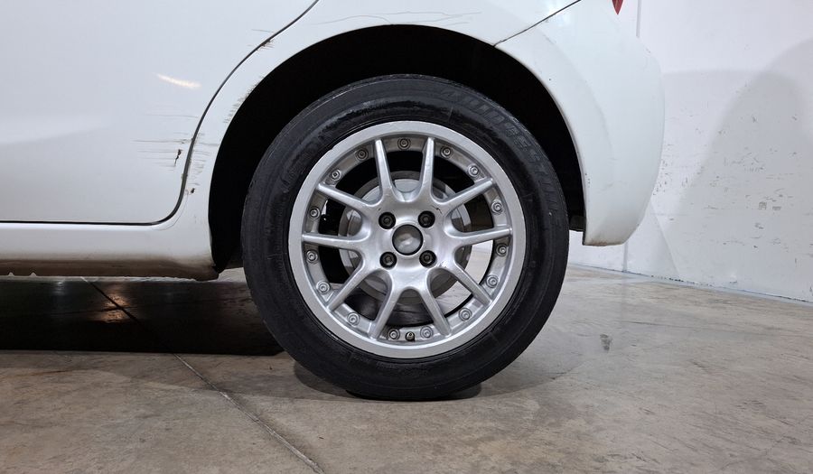 Nissan March 1.6 SENSE AT Hatchback 2015