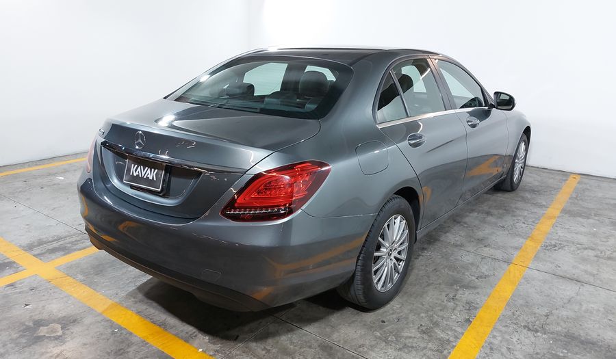 Mercedes Benz Clase C 2.0 200 AUTO Sedan 2020