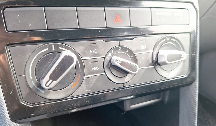 Volkswagen T-cross 1.6 TRENDLINE Suv 2021