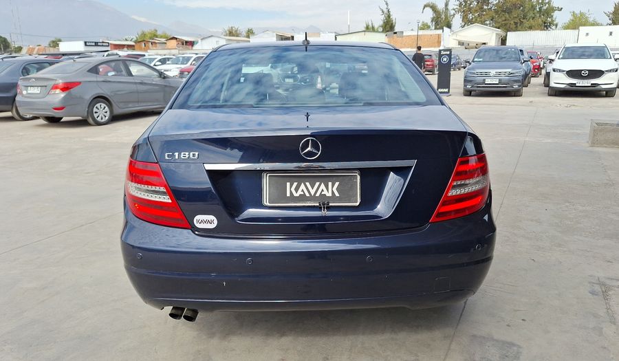 Mercedes Benz Clase C 1.8 180 CGI AUTO BLUE E. Sedan 2013