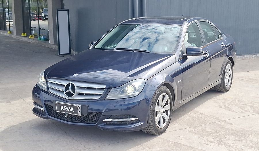 Mercedes Benz Clase C 1.8 180 CGI AUTO BLUE E. Sedan 2013