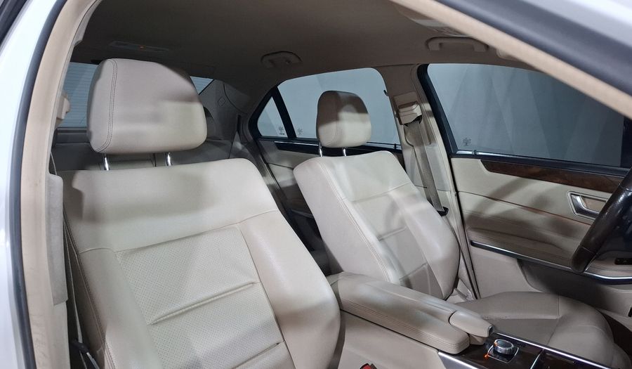 Mercedes Benz Clase E 2.0 200 CGI AVANTGARDE Sedan 2016