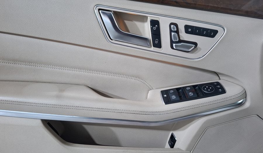 Mercedes Benz Clase E 2.0 200 CGI AVANTGARDE Sedan 2016