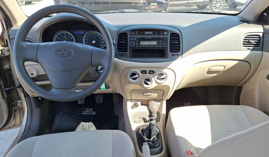 Hyundai Accent 1.4 MC GL PS EW AC Sedan 2010