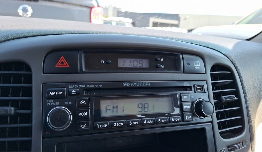 Hyundai Accent 1.4 MC GL PS EW AC Sedan 2010