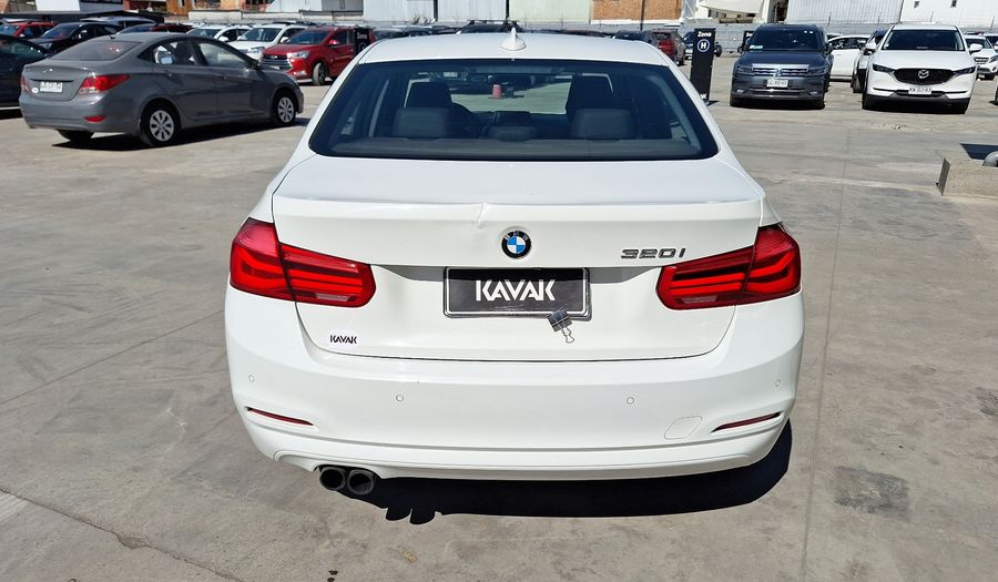 Bmw Serie 3 2.0 320I A Sedan 2016