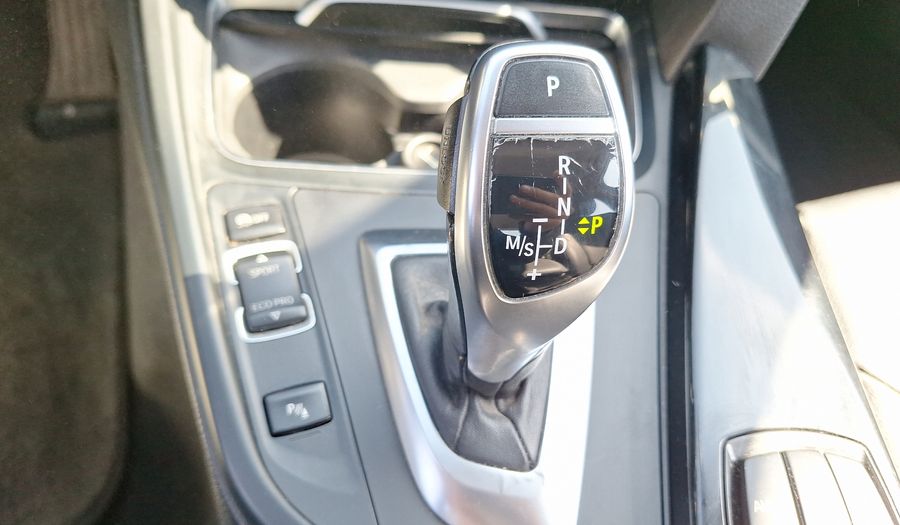 Bmw Serie 3 2.0 320I A Sedan 2016