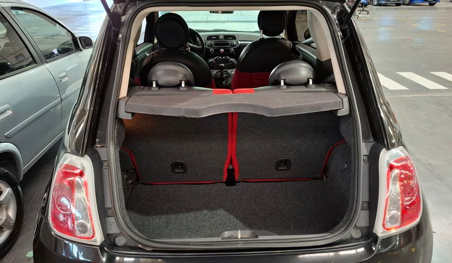 Fiat 500 1.4 8V CULT Hatchback 2012