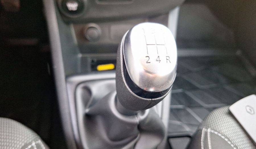Renault Clio 1.2 AUTHENTIQUE Hatchback 2021
