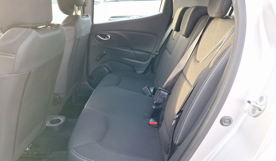 Renault Clio 1.2 AUTHENTIQUE Hatchback 2021