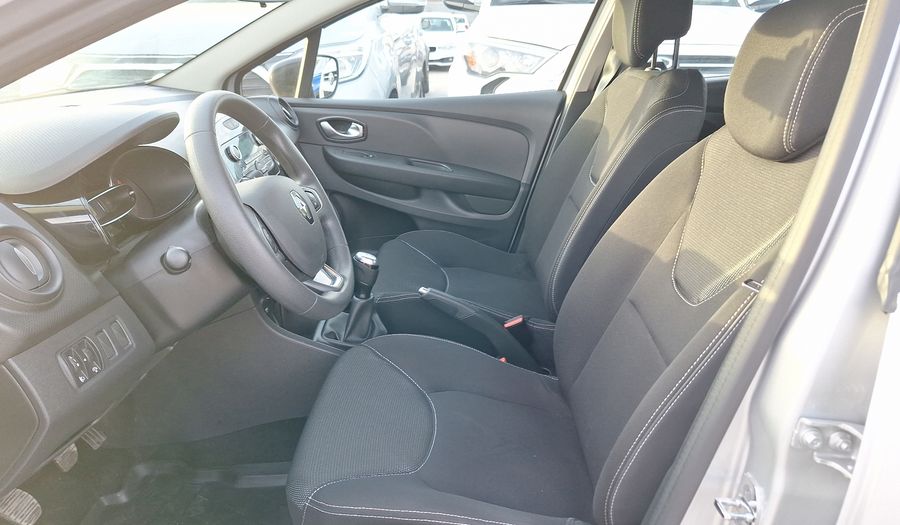 Renault Clio 1.2 AUTHENTIQUE Hatchback 2021