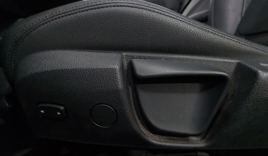 Bmw Serie 1 1.5 118IA SPORT LINE AUTO Hatchback 2019