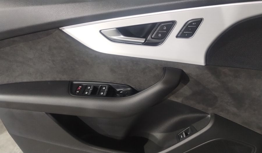 Audi Q8 3.0 MHEV 55 TFSI S LINE AUTO 4WD Suv 2020