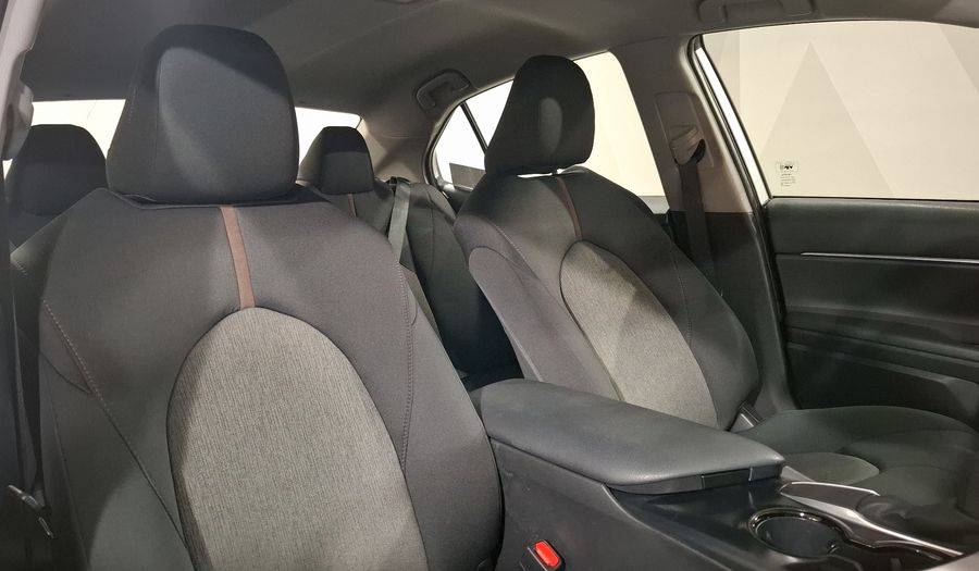Toyota Camry 2.5 LE AUTO Sedan 2020