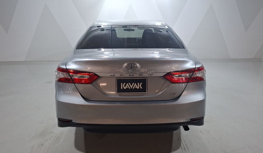 Toyota Camry 2.5 LE AUTO Sedan 2020