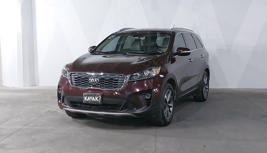 Kia • Sorento