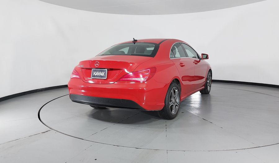 Mercedes Benz Clase Cla 1.6 CLA 200 CGI SPORT AT Coupe 2015