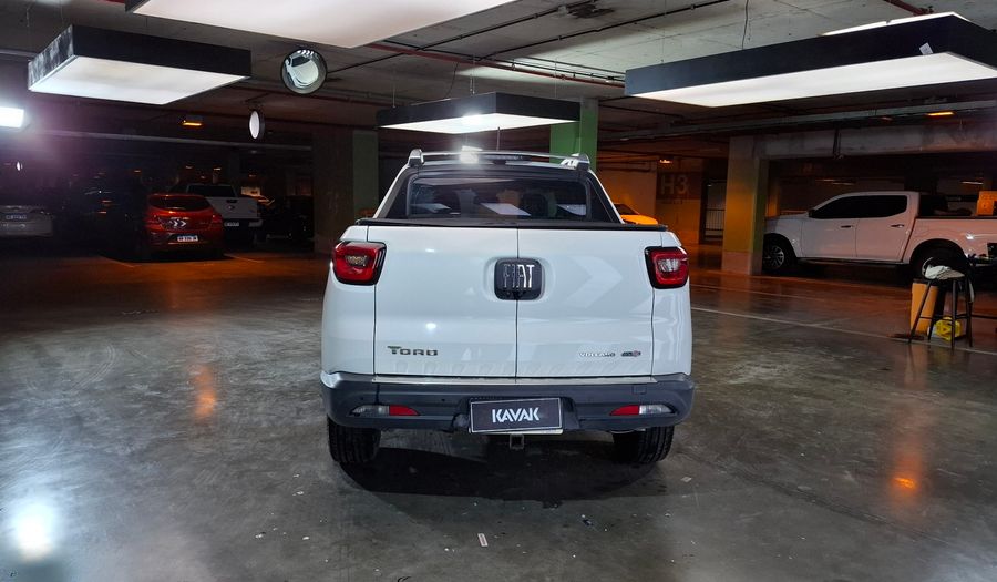 Fiat Toro 2.0 VOLCANO 4WD AT Pickup 2020
