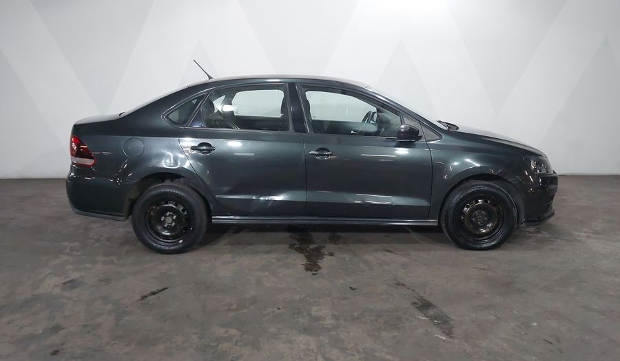 Volkswagen Vento 1.6 STARTLINE AUTO Sedan 2020