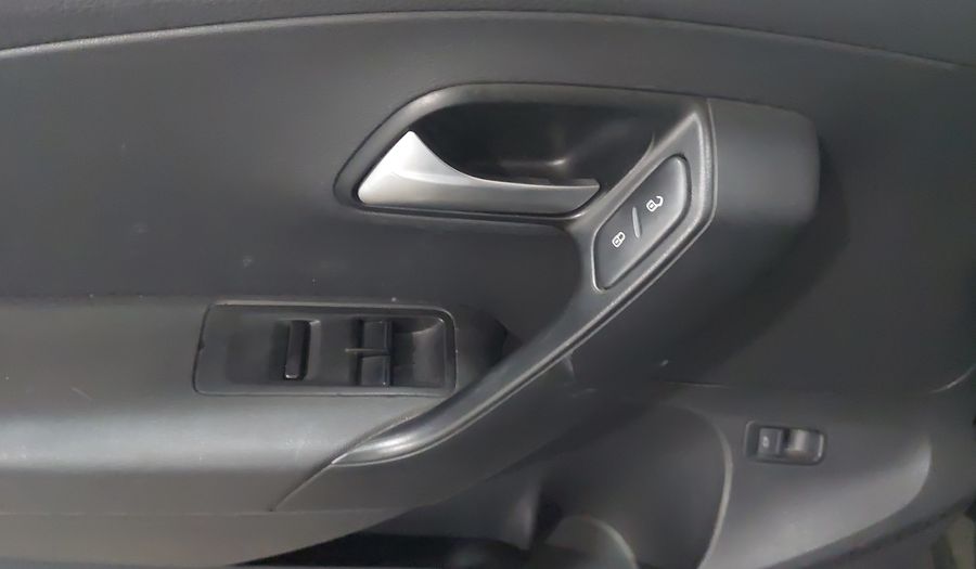 Volkswagen Vento 1.6 STARTLINE AUTO Sedan 2020